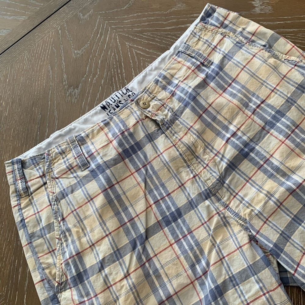 Nautica Jeans Co‎ Pale YELLOW/BLUE PLAID Casual Shorts W 38" Inseam 10" EUC